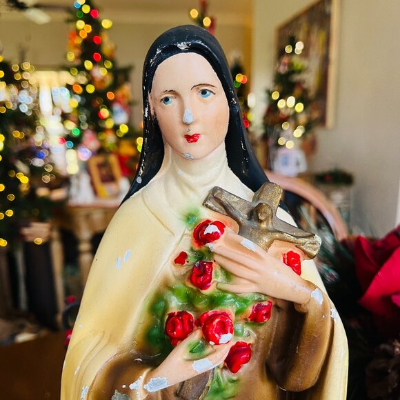 Antique Chalkware Saint Theresa of Lisieux Little flower of Jesus - Picture 5 of 17